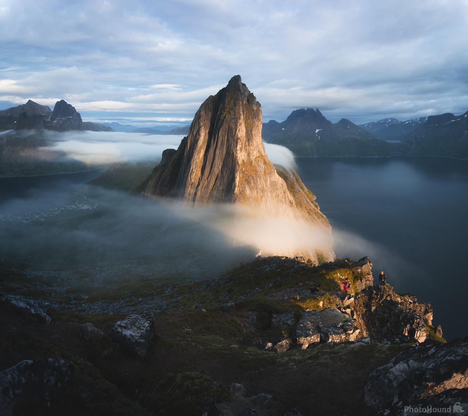 Image of Hesten peak by Mattia Bedetti