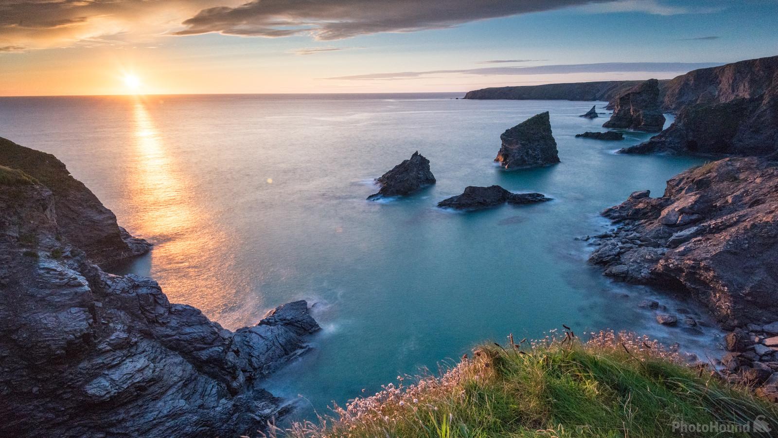 Image of Bedruthan steps by Richard Lizzimore