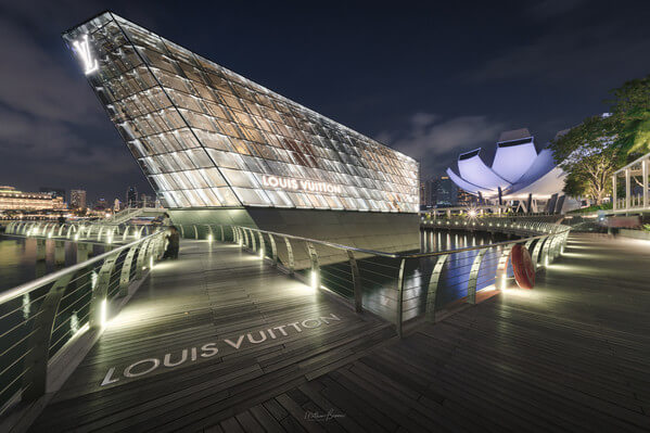 202 Louis Vuitton Singapore Stock Photos, High-Res Pictures, and