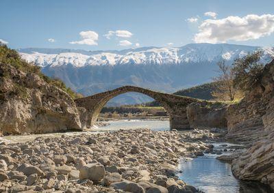 Albania photography locations - Ura e Kadiut (Kadiu's Bridge) at Langarica