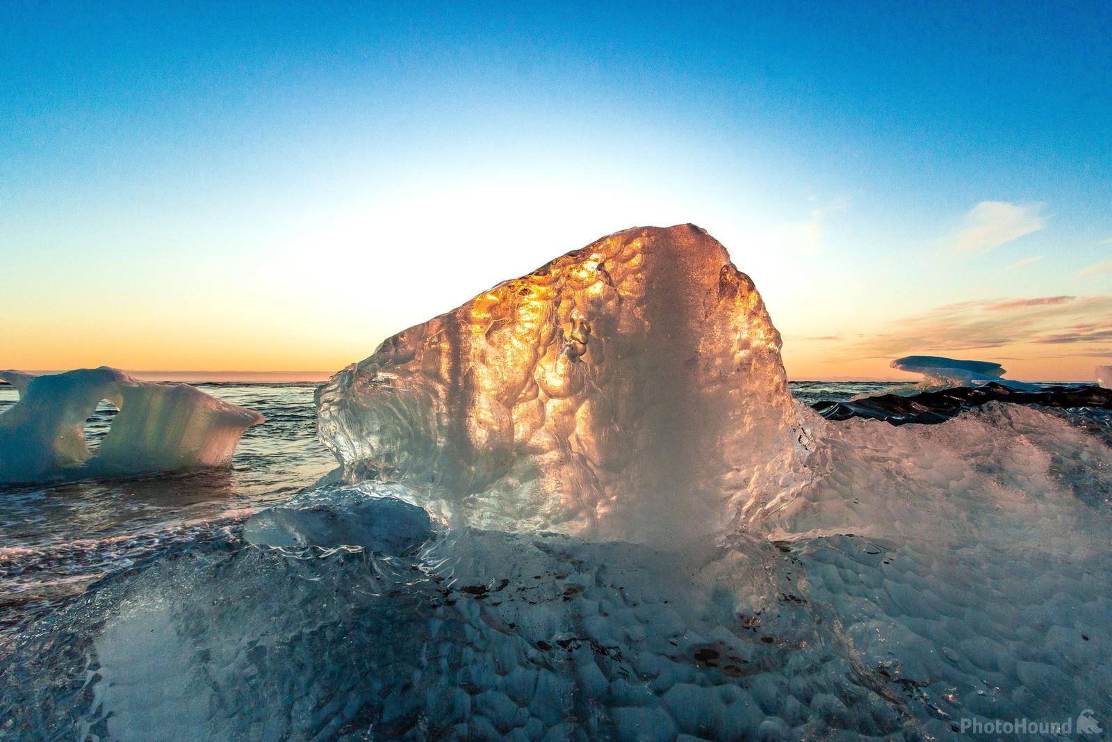 Image of Jökulsárlón and the Diamond beach by Andy Scott