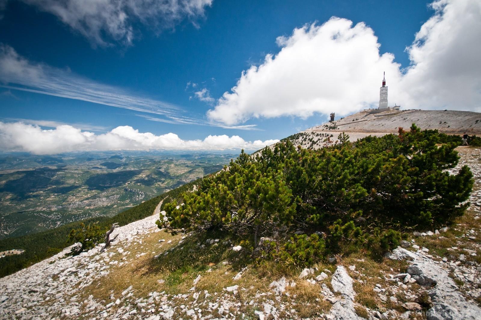 Image of Mt Ventoux from the west by VOJTa Herout