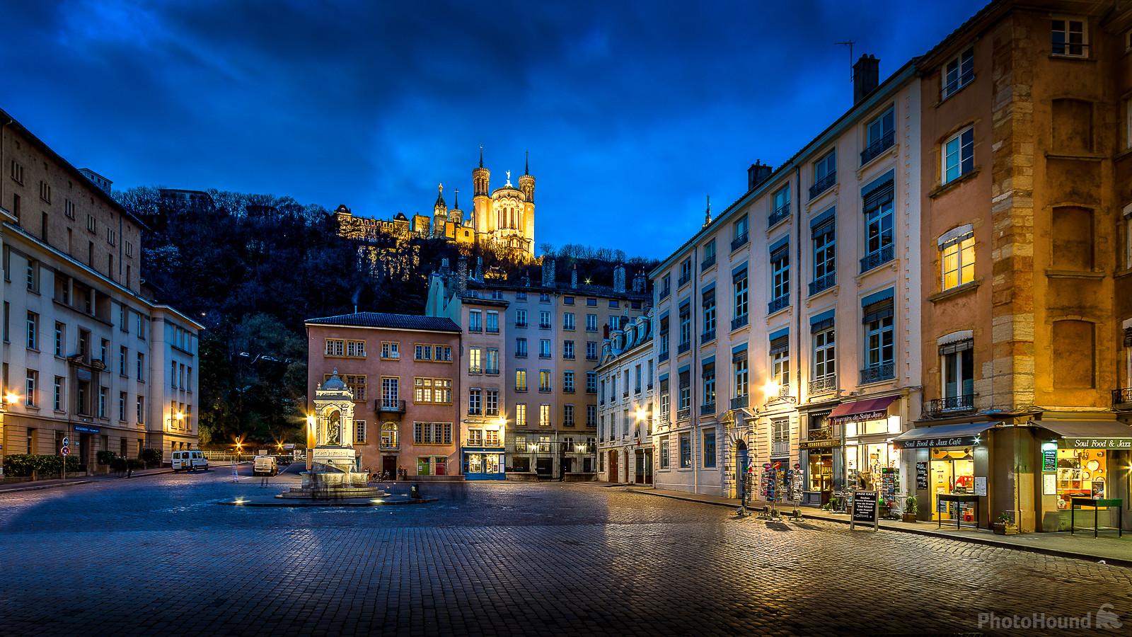 Image of St-Jean square in the Old Lyon by Frédéric Monin