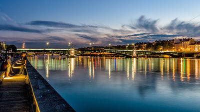 photos of Lyon - The Rhone from the banks under the Rhone swimming pool 