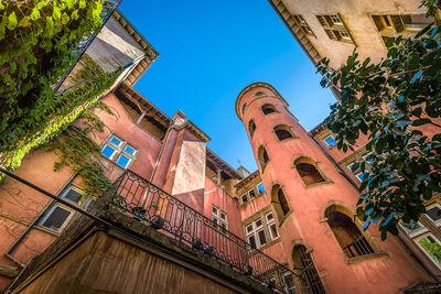 photo locations in Auvergne Rhone Alpes - Pink tower  in the Old Lyon