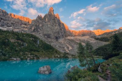 photo spots in The Dolomites - Lago di Sorapis (Lake Sorapis)