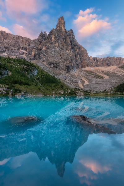 photos of The Dolomites - Lago di Sorapis (Lake Sorapis)