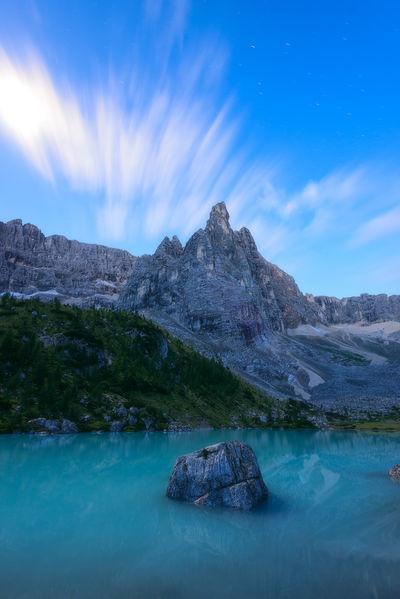 images of The Dolomites - Lago di Sorapis (Lake Sorapis)