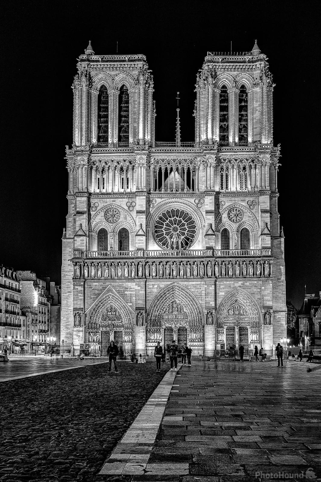 Image of Cathédrale Notre Dame de Paris seen from the Parvis Notre Dame – Place Jean-Paul II by Frédéric Monin