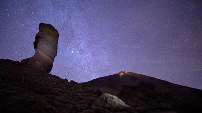 Milky way rising behind the Mount Teide