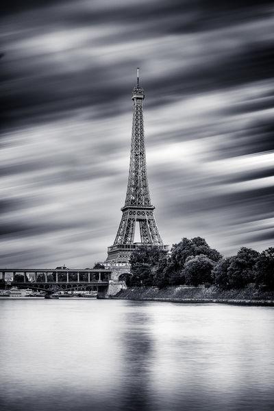pictures of Paris - Eiffel Tower seen from Voie Pompidou
