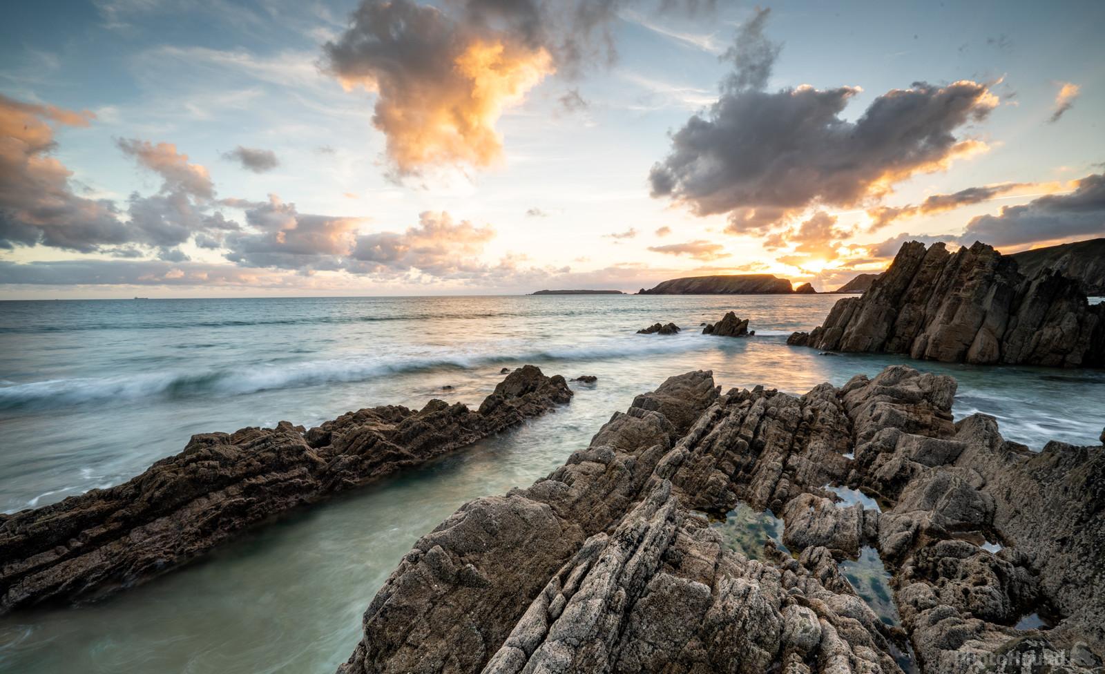 Image of Marloes Sands by Richard Lizzimore
