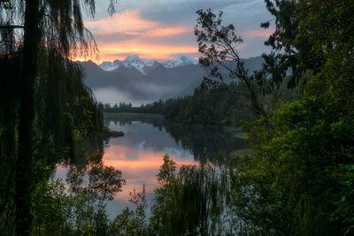 images of New Zealand - Lake Matheson Jetty Viewpoint