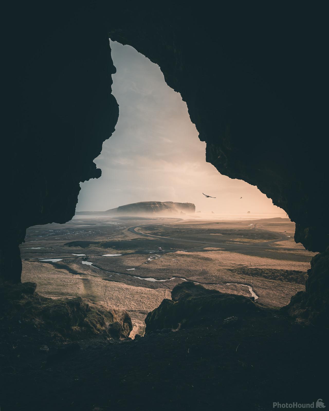 Image of Loftsalahellir Cave & Geitafjall Mountain by Daniel Phillips