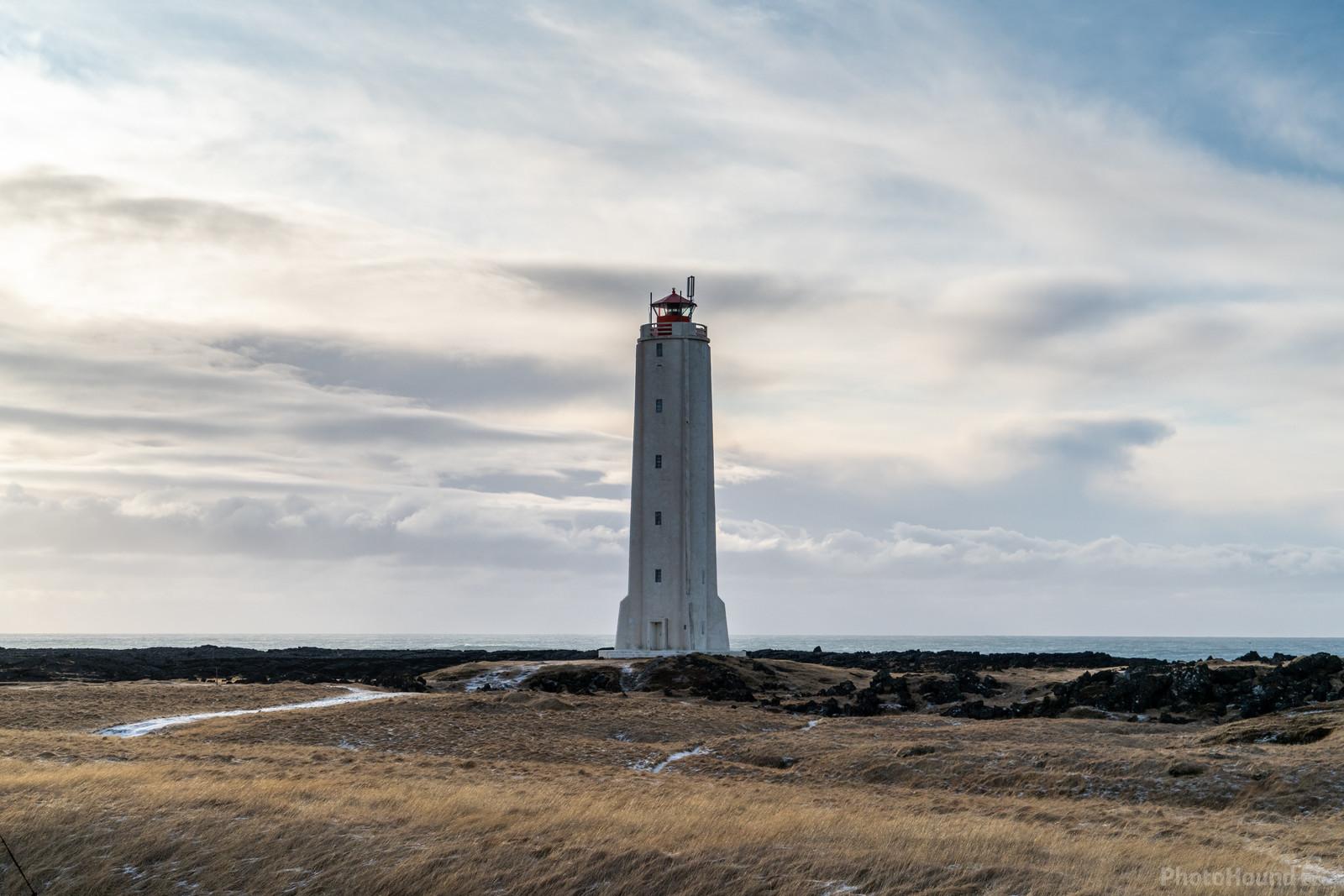 Image of Malarrif Lighthouse by Richard Lizzimore