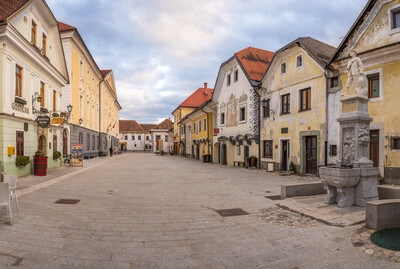photos of Slovenia - Radovljica Old Town