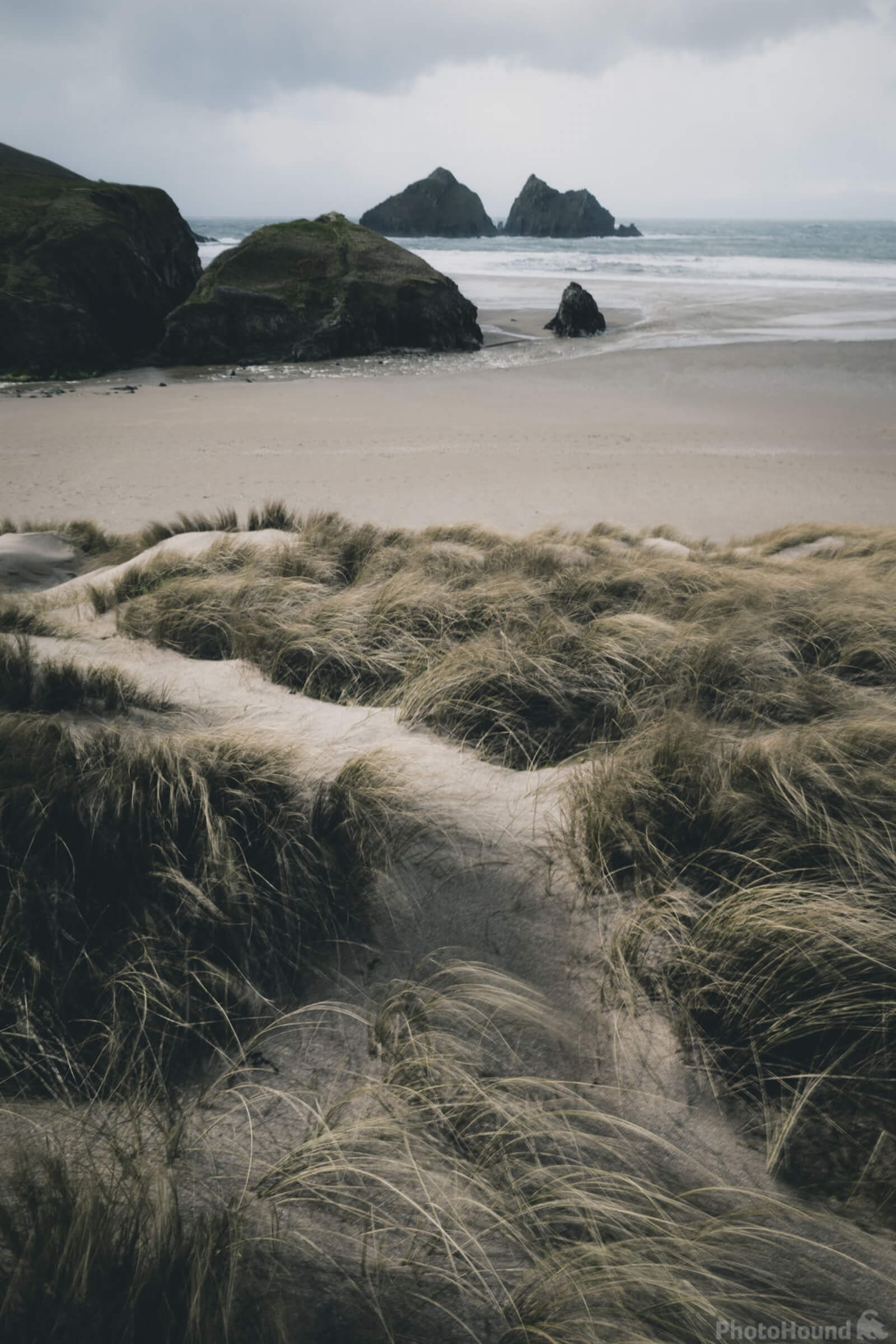 Image of Holywell Bay by Daniel Phillips