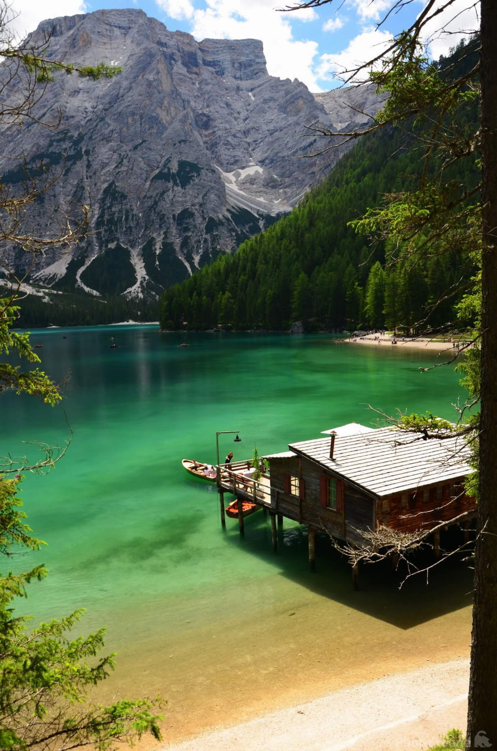 Image of Lago di Braies (Pragser Wildsee) - Classic View by Boštjan Medved K.