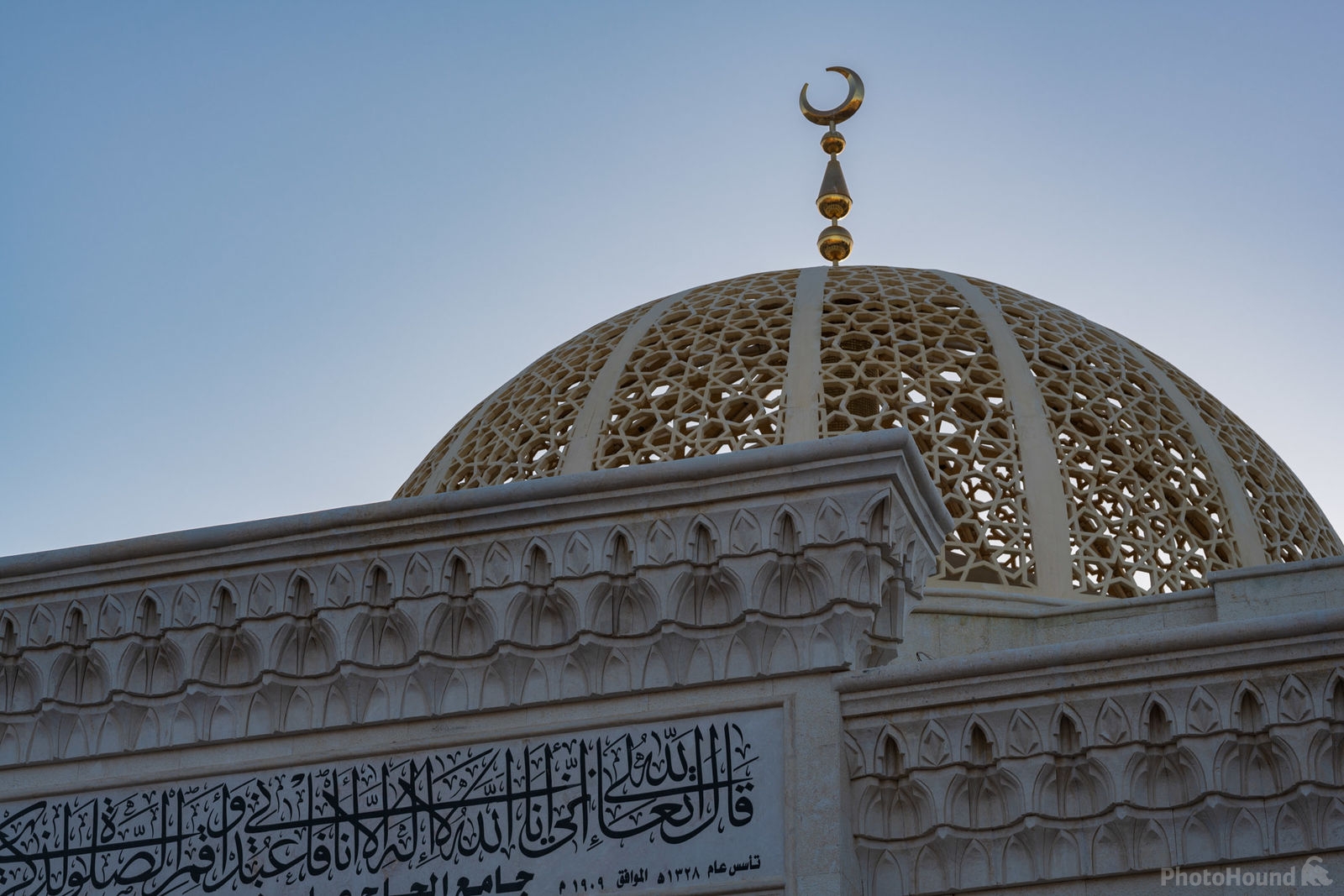 Image of Ali Musa Mosque, Muscat by Luka Esenko