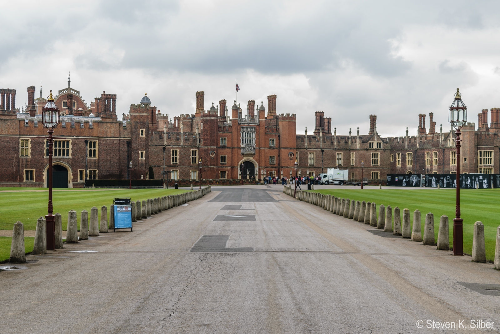 Image of Hampton Court Palace by Steve Silber