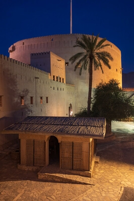 pictures of Oman - Nizwa Fort (قلعة نزوى)