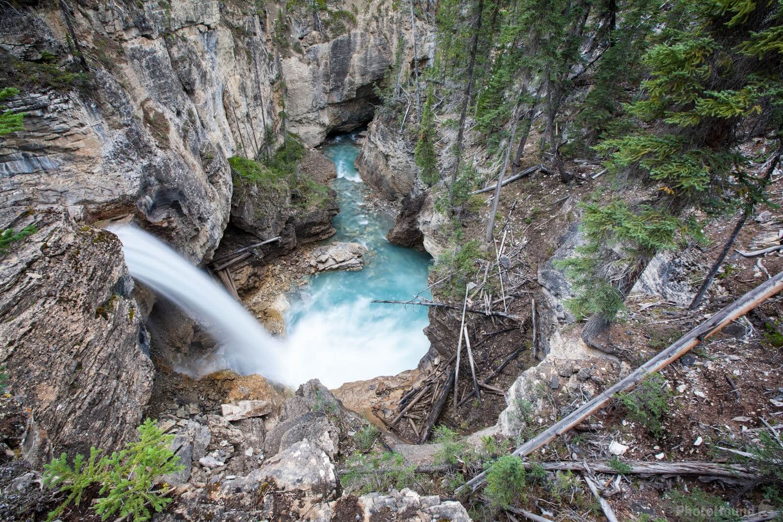 Image of Stanley Falls, Alberta by Saša Jamšek