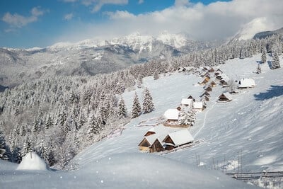 Slovenia photos - Planina Zajamniki