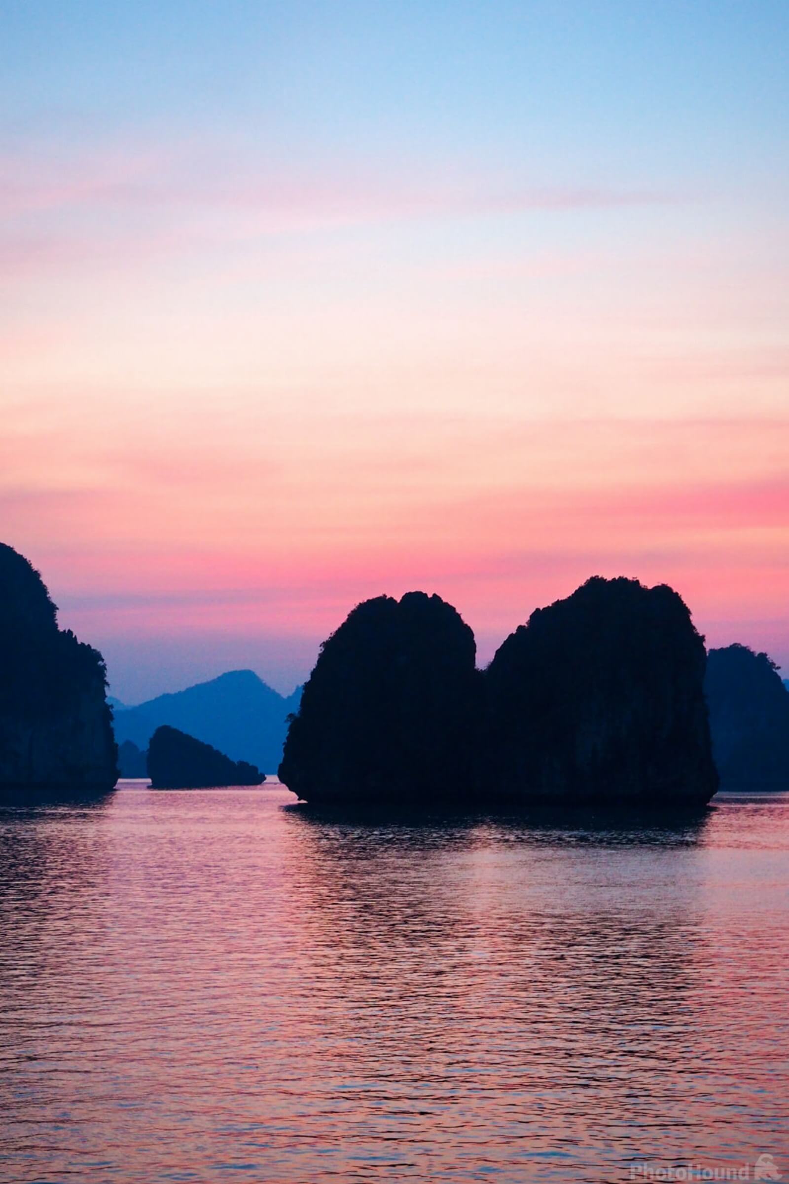 Image of Ha Long Bay, Vietnam by Saša Jamšek