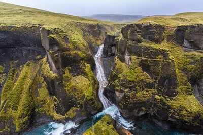 pictures of Iceland - Fjaðrárgljúfur Canyon