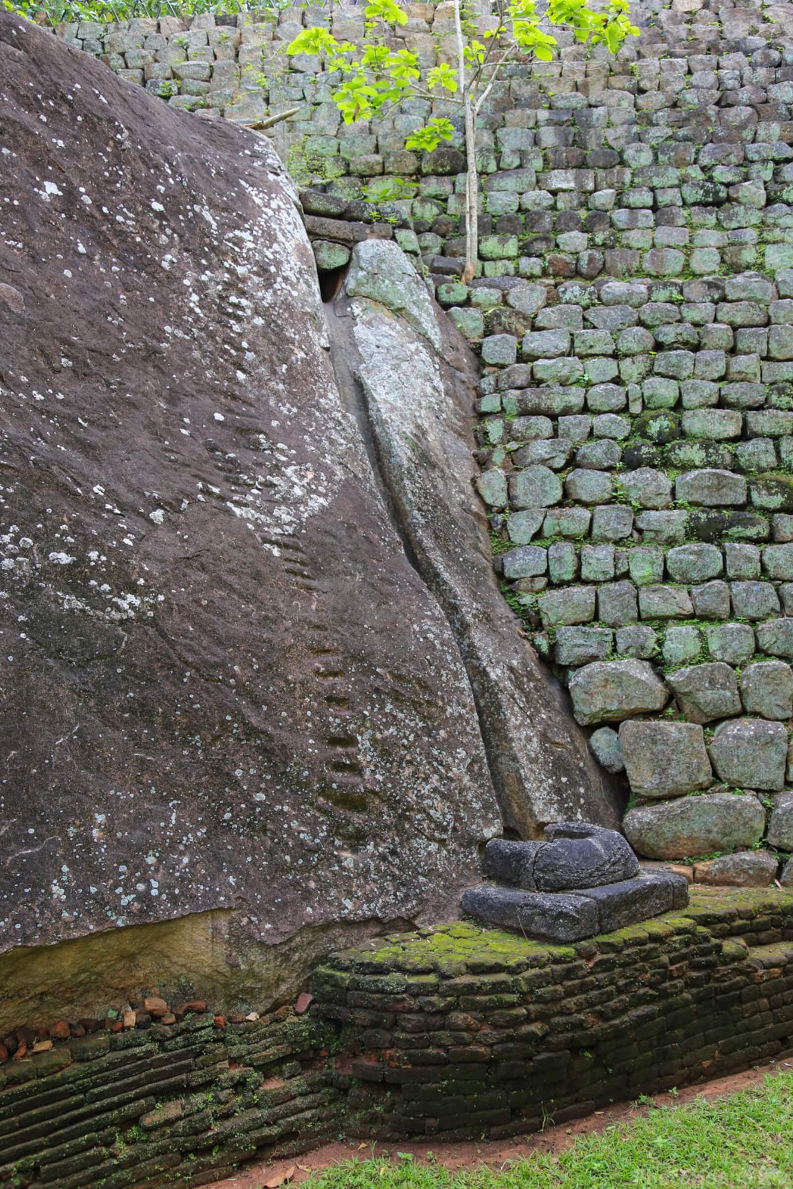 Image of Sigiriya Rock Fortress by Saša Jamšek