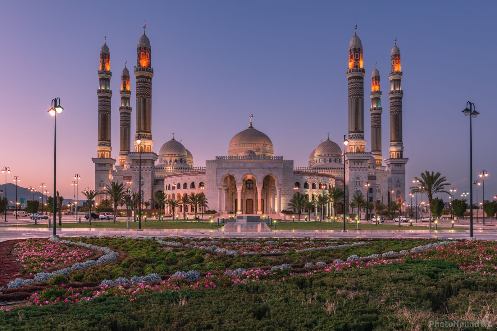 Image of al saleh mosque by luka esenko 1008884