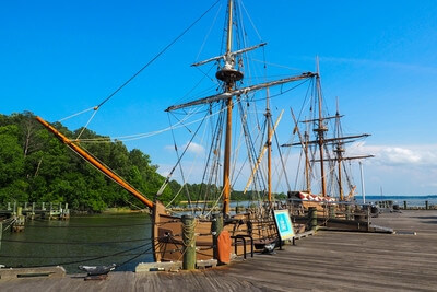images of the United States - Jamestown Historic Ship Museum