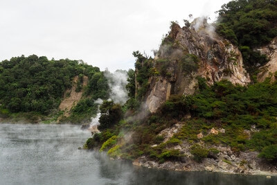 New Zealand pictures - Waimangu Volcanic Rift Valley