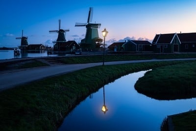 images of Amsterdam - Zaanse Schans windmills