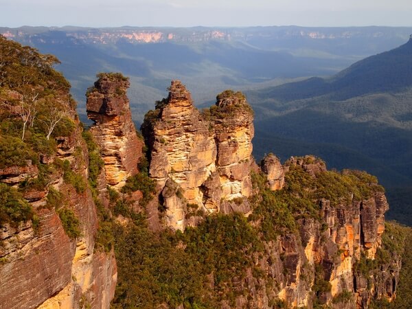 The iconic "Three Sisters"
