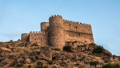 images of Spain - Castillo de Aunqueospese