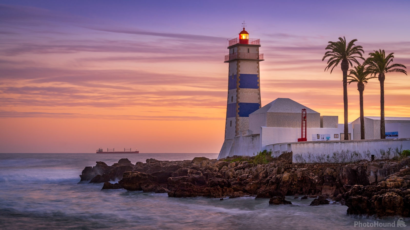 Image of Santa Marta Lighthouse by Jakub Bors