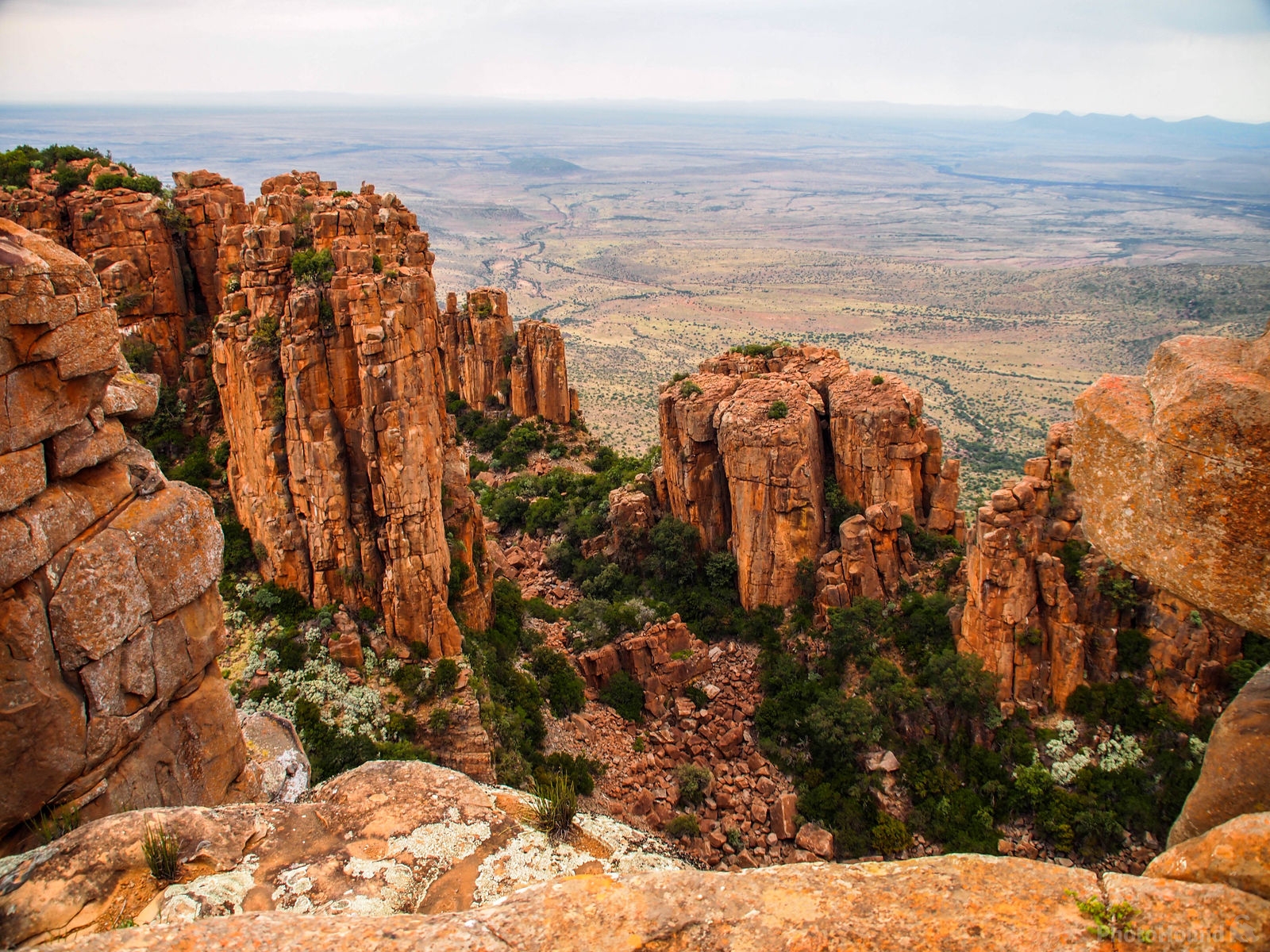 Image of The Valley of Desolation by Wayne & Lyn Liebelt