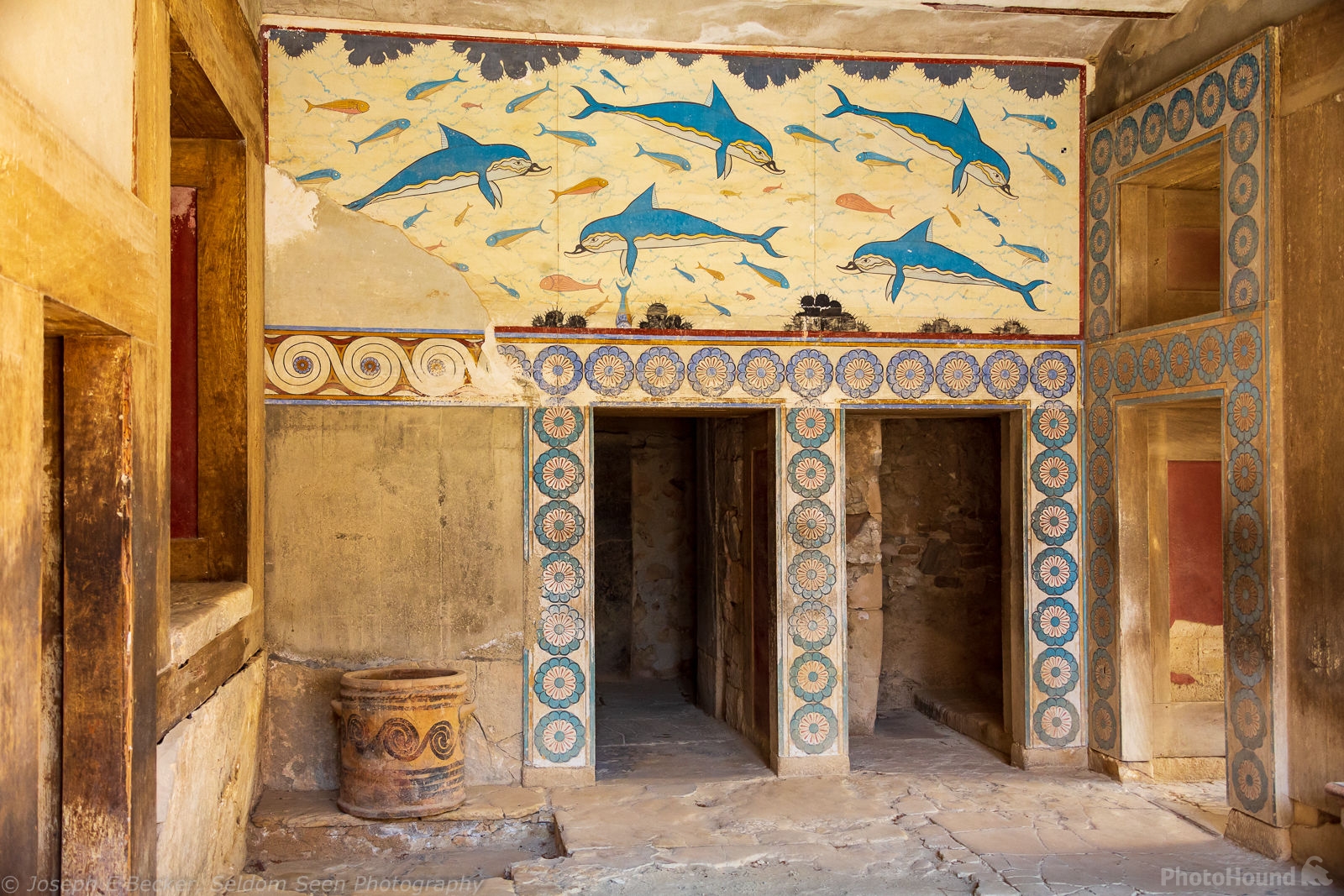 Image of Knossos by Joe Becker