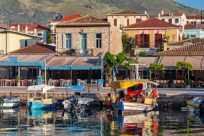 photos of Greece - Galaxidi Harbor