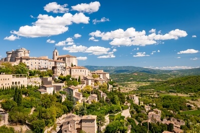 photography spots in France - Gordes - view point