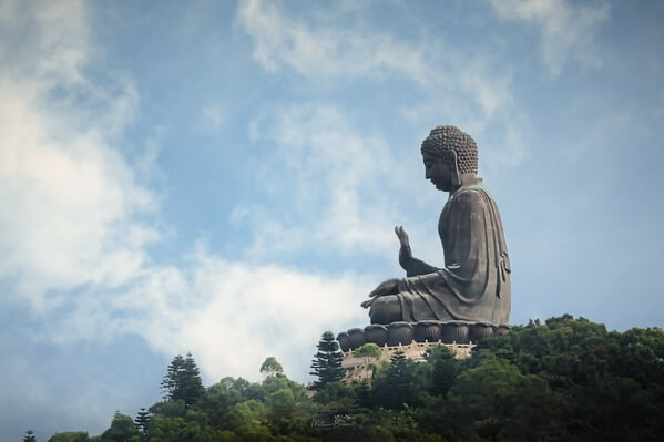 Telephoto view of the Big Buddha