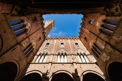 Siena, Pubblico Palace (view up)