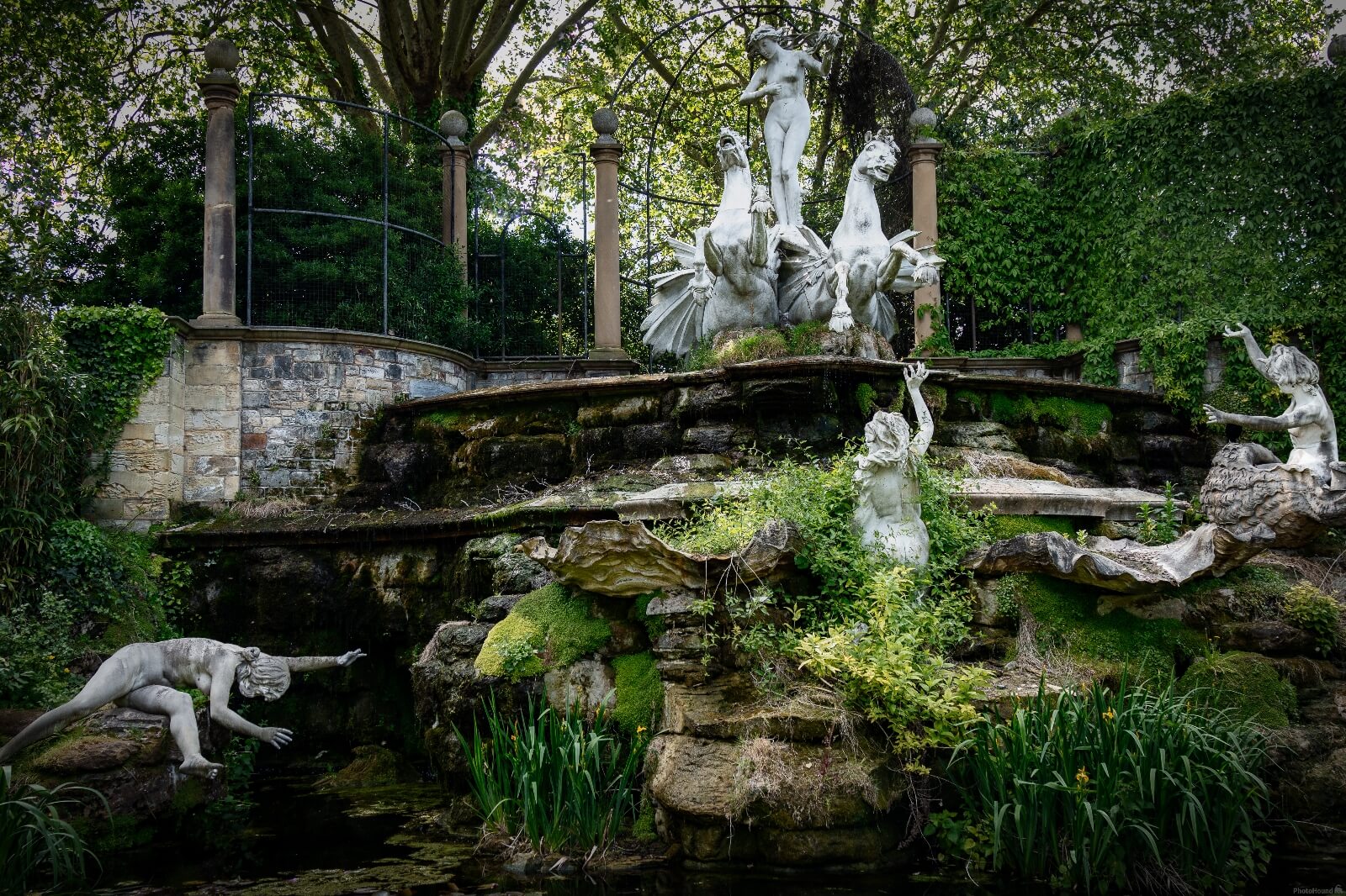 Image of The Naked Ladies, York House Gardens by Jules Renahan
