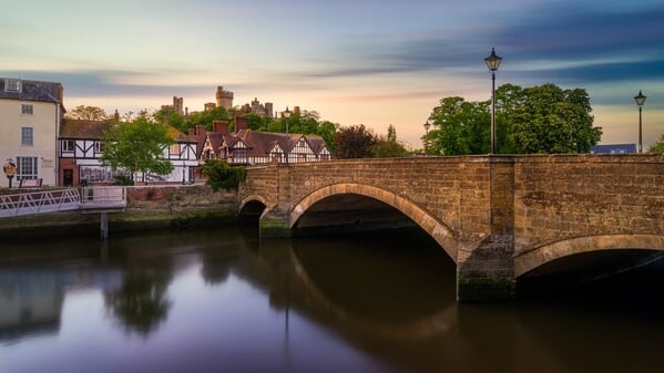 River Arun with the Arundel bridge and the castle at the back. Captured during the golden hour time.