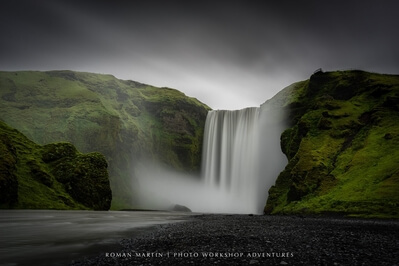 pictures of Iceland - Skógafoss Waterfall