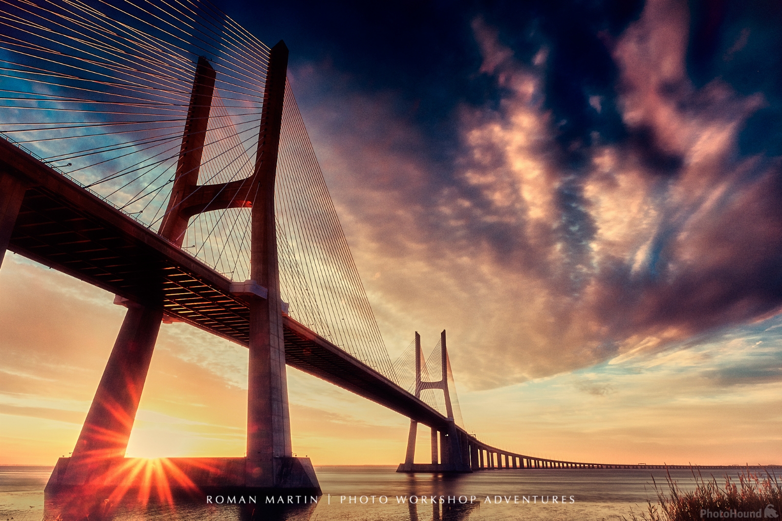 Image of Vasco da Gama Bridge by Roman Martin