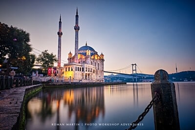 Besiktas instagram spots - Ortaköy Mosque