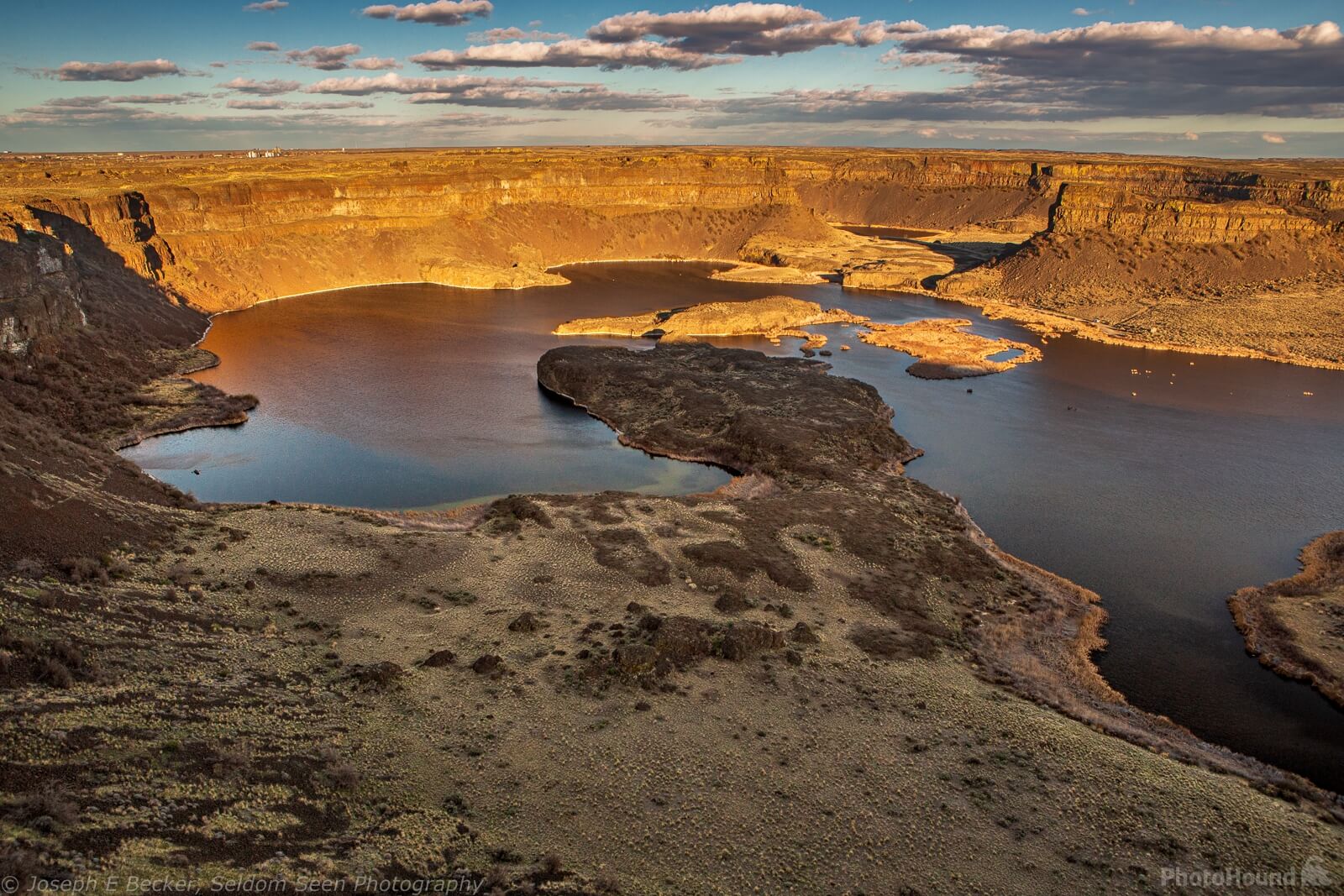 Image of Dry Falls Viewpoint by Joe Becker