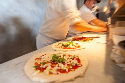 photos of Naples & the Amalfi Coast - Naples –Pizzeria 50 Kalò Food Photography